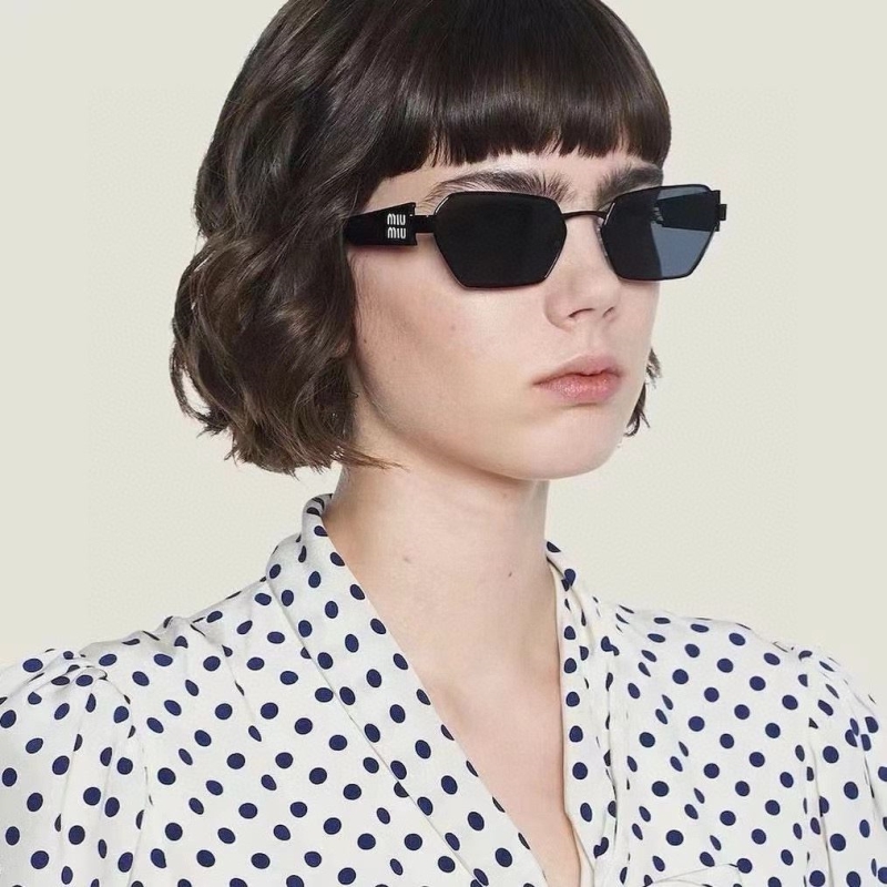 Miu miu Sunglasses